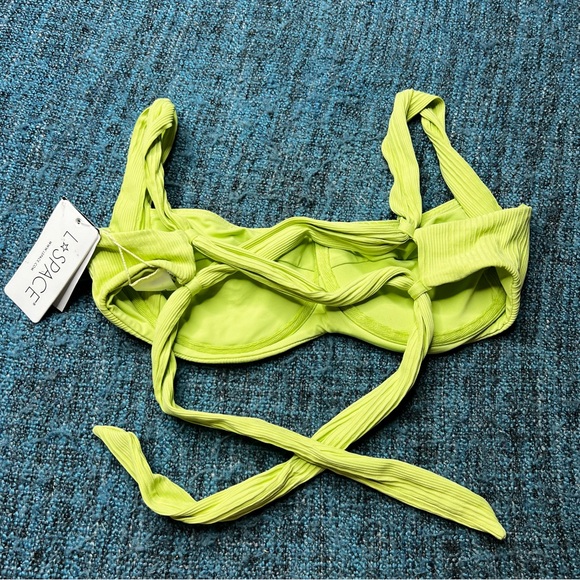L Space Pointelle Rib Camellia Bikini Top in Mojito - Picture 4 of 8